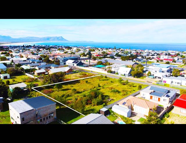 2,954M² VACANT LAND FOR SALE IN KLEINMOND CENTRAL